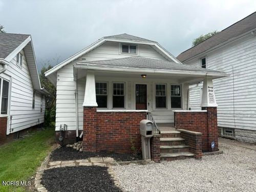 2034 Fairfax Rd, Toledo, OH, 43613-5117 | Card Image