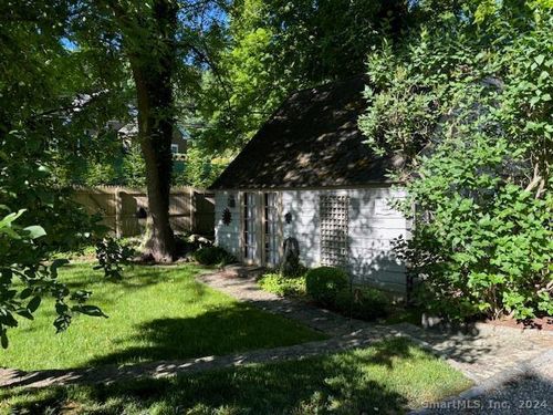 cottage-134 Godfrey Road E, Weston, CT, 06883 | Card Image