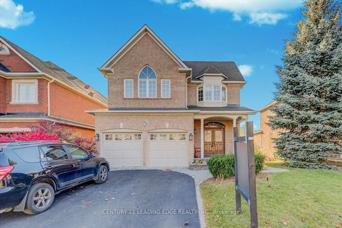 main-8 Woodcock Ave, Ajax, ON, L1T4J5 | Card Image