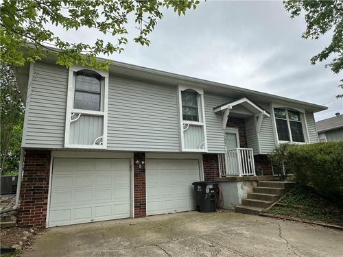 17207 E 6th Terrace Ct N, Independence, MO, 64056-1817 | Card Image