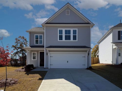 7 Thorne St, Fountain Inn, SC, 29644-1957 | Card Image