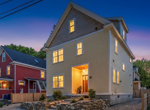 57 Sherburne Ave, Portsmouth, NH, 03801-4434 | Card Image