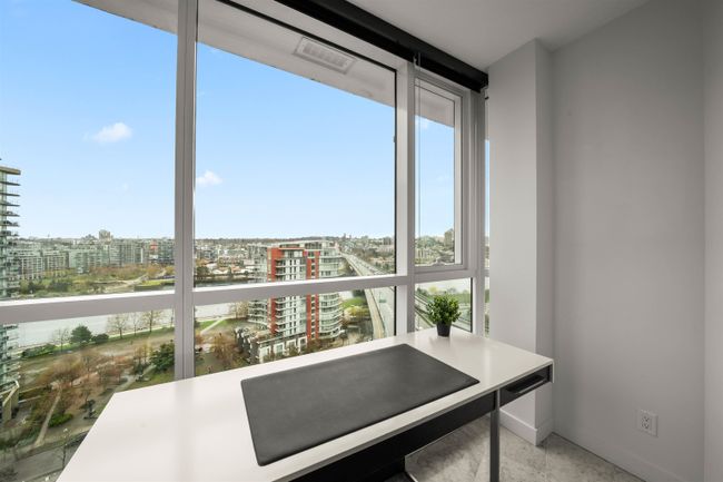 1809 - 68 Smithe Street, Condo with 2 bedrooms, 2 bathrooms and 1 parking in Vancouver BC | Image 9
