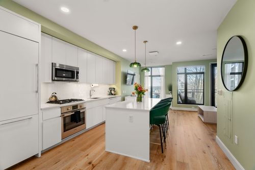 423-191 Washington St, Boston, MA, 02135 | Card Image