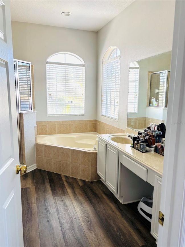 2304 Cedar Garden Dr, House other with 4 bedrooms, 2 bathrooms and null parking in Orlando FL | Image 9