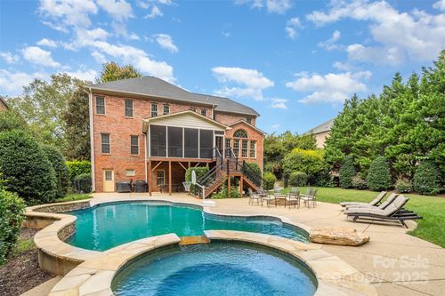 9021 Unbridle Ln, Waxhaw, NC, 28173-6774 | Card Image