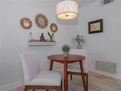 204-75 Royal Oak Ct, Vero Beach, FL, 32962-3077 | Card Image