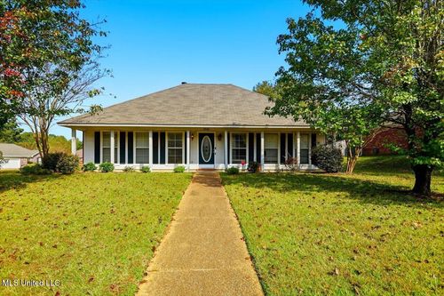 2046 S Cobblestone Cv, Brandon, MS, 39042-2087 | Card Image
