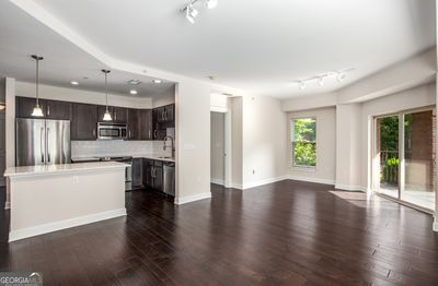 205 - 200 River Vista Drive, Condo with 2 bedrooms, 2 bathrooms and 2 parking in Atlanta GA | Image 2