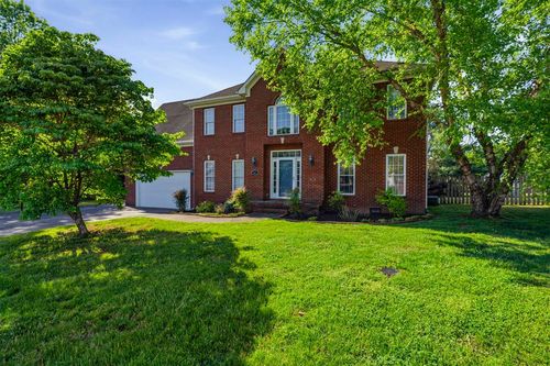 147 Calvin Ct, Bowling Green, KY, 42104-4597 | Card Image