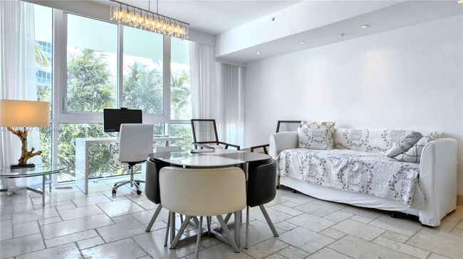 APT-504 - 50 S Pointe Dr, Condo with 0 bedrooms, 1 bathrooms and null parking in Miami Beach FL | Image 4