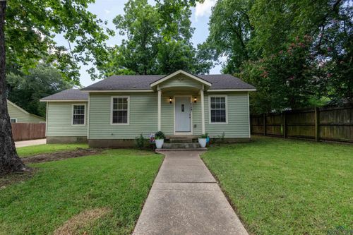 618 Riverside Dr, Kilgore, TX, 75662-3232 | Card Image