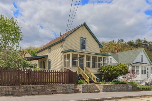 222 Laval St, Manchester, NH, 03102-2942 | Card Image