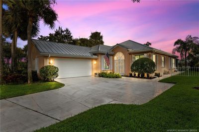 2802 Sw Brighton Way, House other with 3 bedrooms, 2 bathrooms and 2 parking in Palm City FL | Image 2