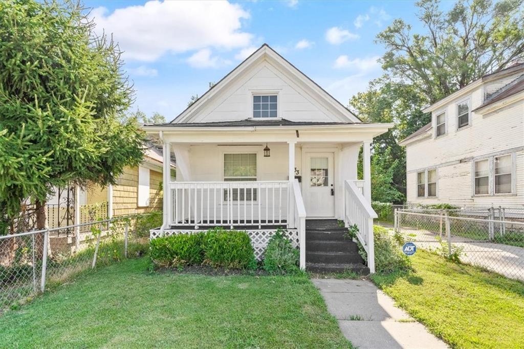 Norton Ave, Kansas City, MO 64128