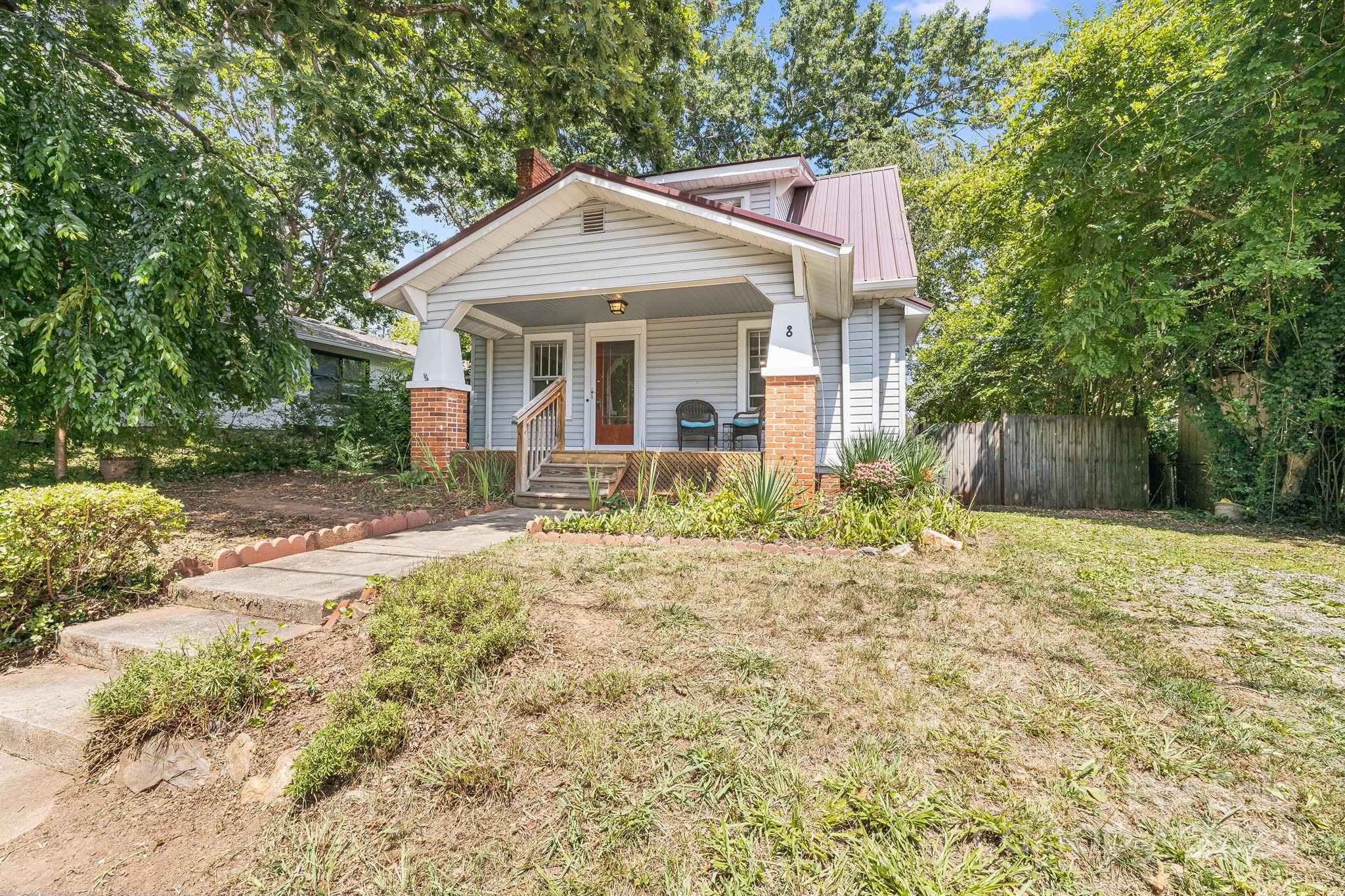 Trotter Pl, Asheville, NC 28806