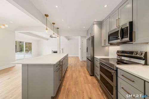 a-665 Heritage Vlg, Southbury, CT, 06488-1547 | Card Image