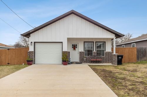 4620 Pickett St, Greenville, TX, 75401-3627 | Card Image