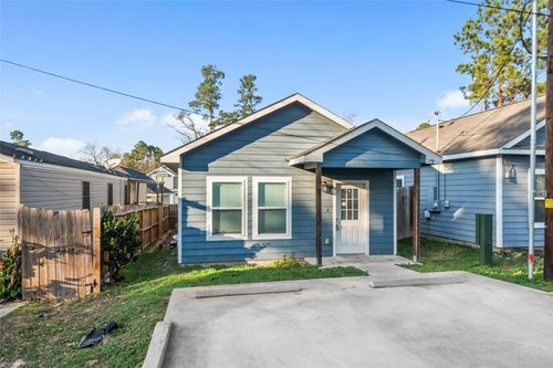 16928 Kempwood, Montgomery, TX, 77316-6741 | Card Image