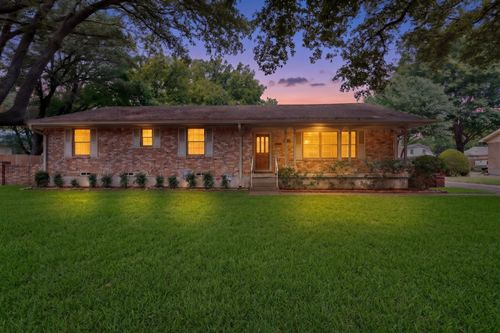 521 Kathy Dr, Mesquite, TX, 75149-5805 | Card Image