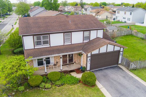 376 Canyon Trl, Carol Stream, IL, 60188-1331 | Card Image