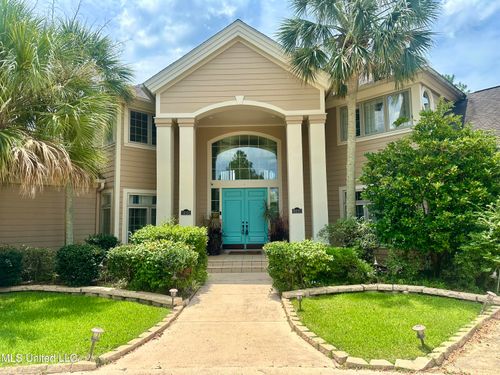 19592 Champion Cir, Gulfport, MS, 39503-8810 | Card Image