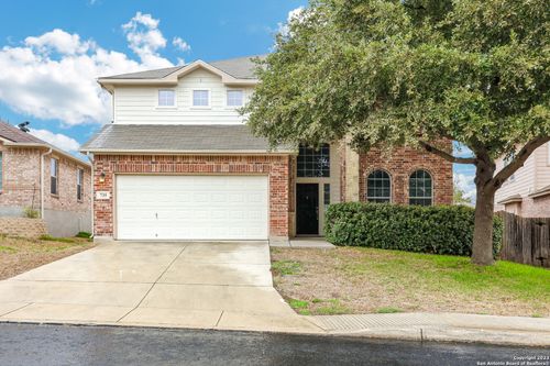735 Park Pt, San Antonio, TX, 78253-5490 | Card Image
