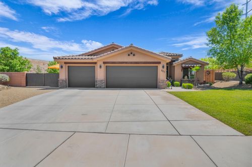 803 W 4100 S, St George, UT, 84790-5109 | Card Image