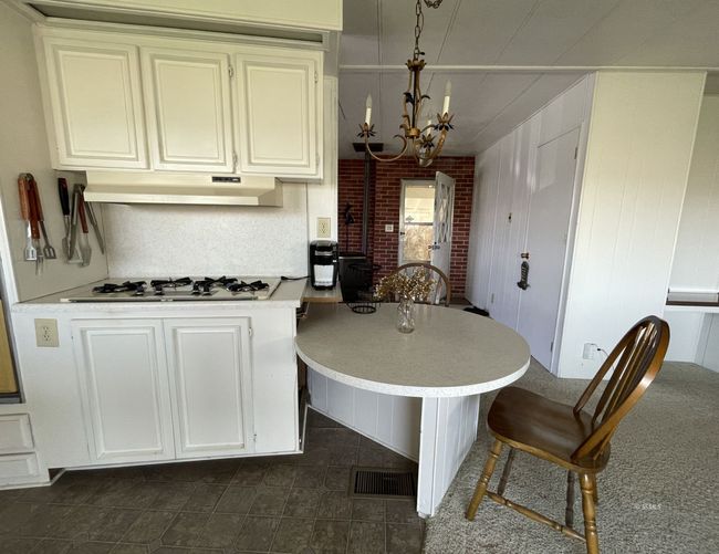 Kitchen | Image 13