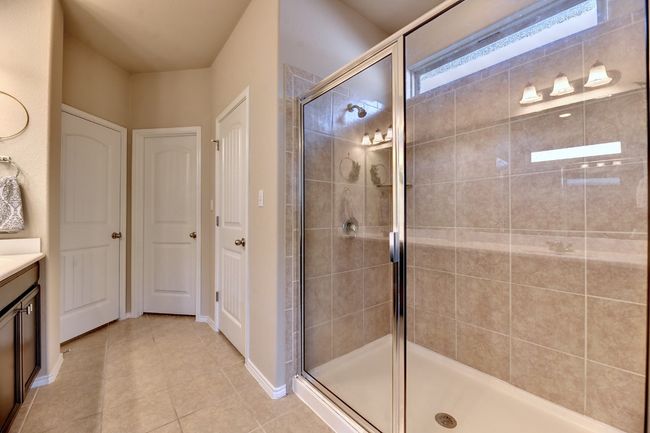 Large shower | Image 14