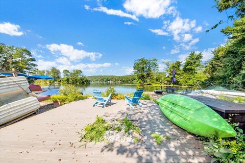 25 Evergreen Rd, Putnam Valley, NY, 10579-2220 | Card Image