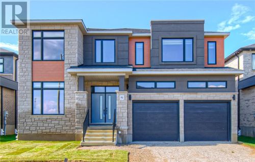 81 Sass Cres, Paris, ON, N3L0J3 | Card Image