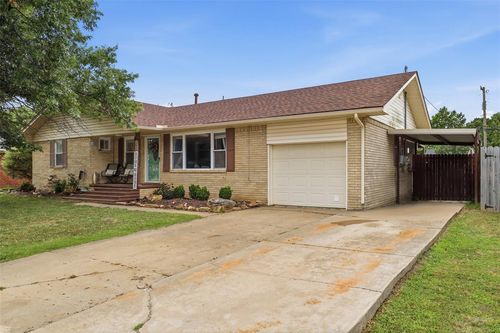1209 Meadowbrook Lane, Prague, OK, 74864 | Card Image