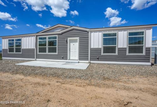 1880 N Gallian Fox Run, Dewey-Humboldt, AZ, 86327-7348 | Card Image