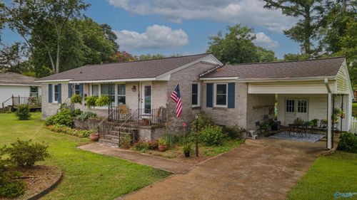 918 Brown St, Boaz, AL, 35957-1212 | Card Image