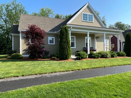 6-6 E Commons Dr, Hadley, MA, 01035-7902 | Card Image