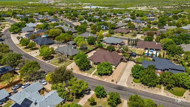 6014 Kingsbridge Dr, House other with 4 bedrooms, 3 bathrooms and 2 parking in San Angelo TX | Image 46