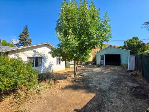 15936 First Ave, Hornbrook, CA, 96044-8015 | Card Image