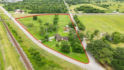 1513 County Road 210, Angleton, TX, 77515-7268 | Card Image