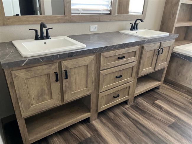 Primary bath vanity | Image 12
