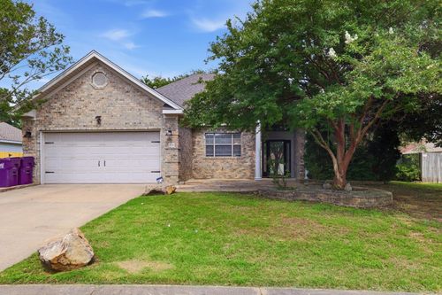 3716 Bay Meadow Dr, Benton, AR, 72015-6210 | Card Image