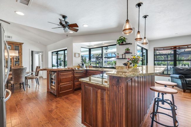 284 Polynesia Ct, House other with 3 bedrooms, 2 bathrooms and null parking in MARCO ISLAND FL | Image 14