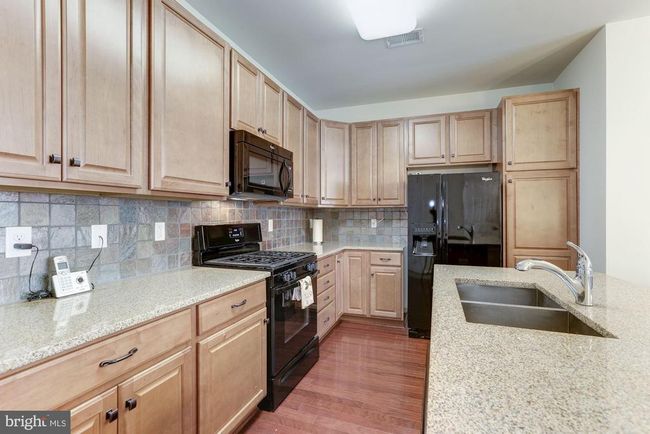 20586 Geddes Ter, Townhouse with 3 bedrooms, 3 bathrooms and null parking in ASHBURN VA | Image 14