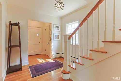 1708 Wayne St, South Bend, IN, 46615-1336 | Card Image