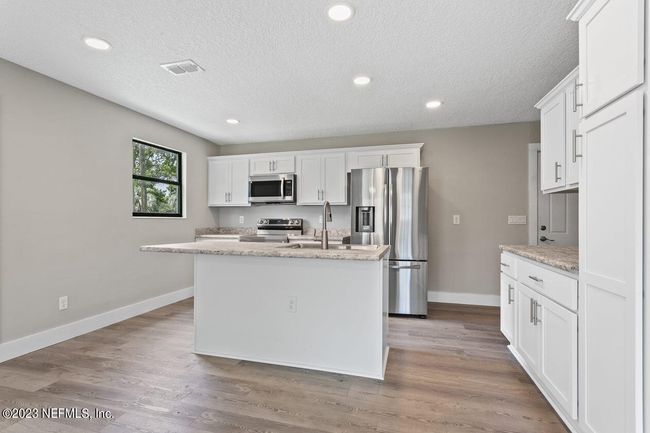 729 Sailfish Dr, Home with 3 bedrooms, 2 bathrooms and null parking in Atlantic Beach FL | Image 7