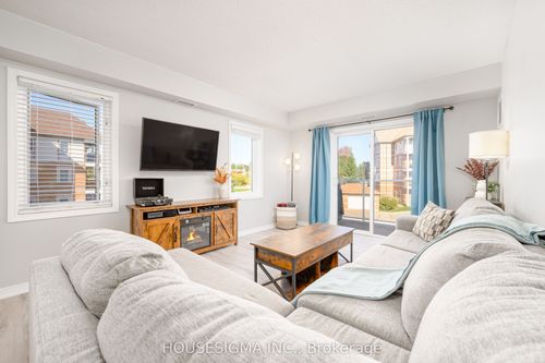 206-136 Aspen Springs Dr, Clarington, ON, L1C0H2 | Card Image