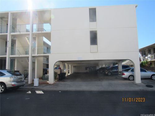 apt-305-3111 Brokaw St, Honolulu, HI, 96815-4112 | Card Image