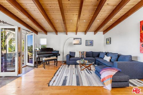 2716 Halsey Rd, Topanga, CA, 90290-4007 | Card Image