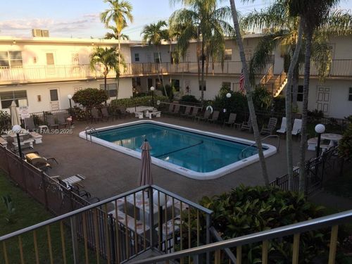 210-2240 Johnson St, Hollywood, FL, 33020-3981 | Card Image