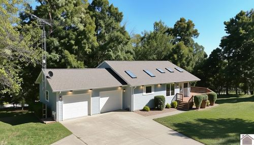 333 Richmond Rd, Eddyville, KY, 42038-8573 | Card Image